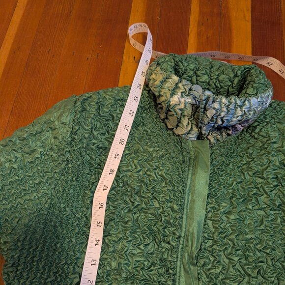 Reversible Popcorn Coat Green - Picture 6 of 6